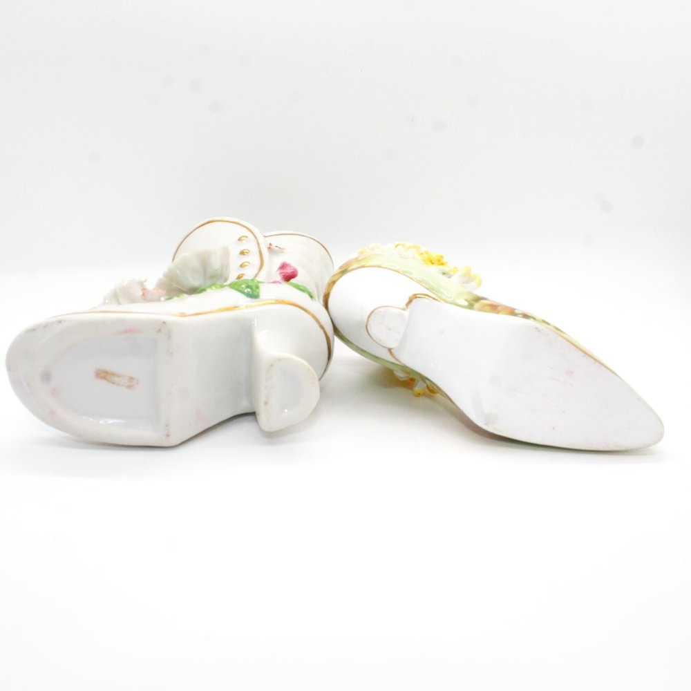 Vintage Victorian Porcelain 3D Flowers Boots Hand Painted Made Japan England - Picture 3 of 4